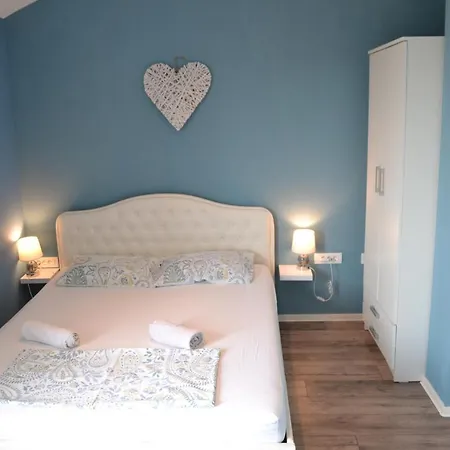 Gloria Blue 1 Apartment