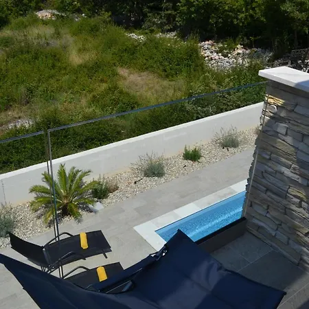 Apartman Gloria Blue 1 *