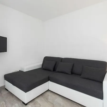 Apartment Gloria Blue 1